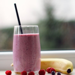 Berry banana smoothie