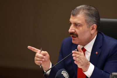 Son Dakika: Türkiye'de 18 Eylül günü koronavirüs nedeniyle 221 kişi vefat etti, 26 bin 161 yeni vaka tespit edildi